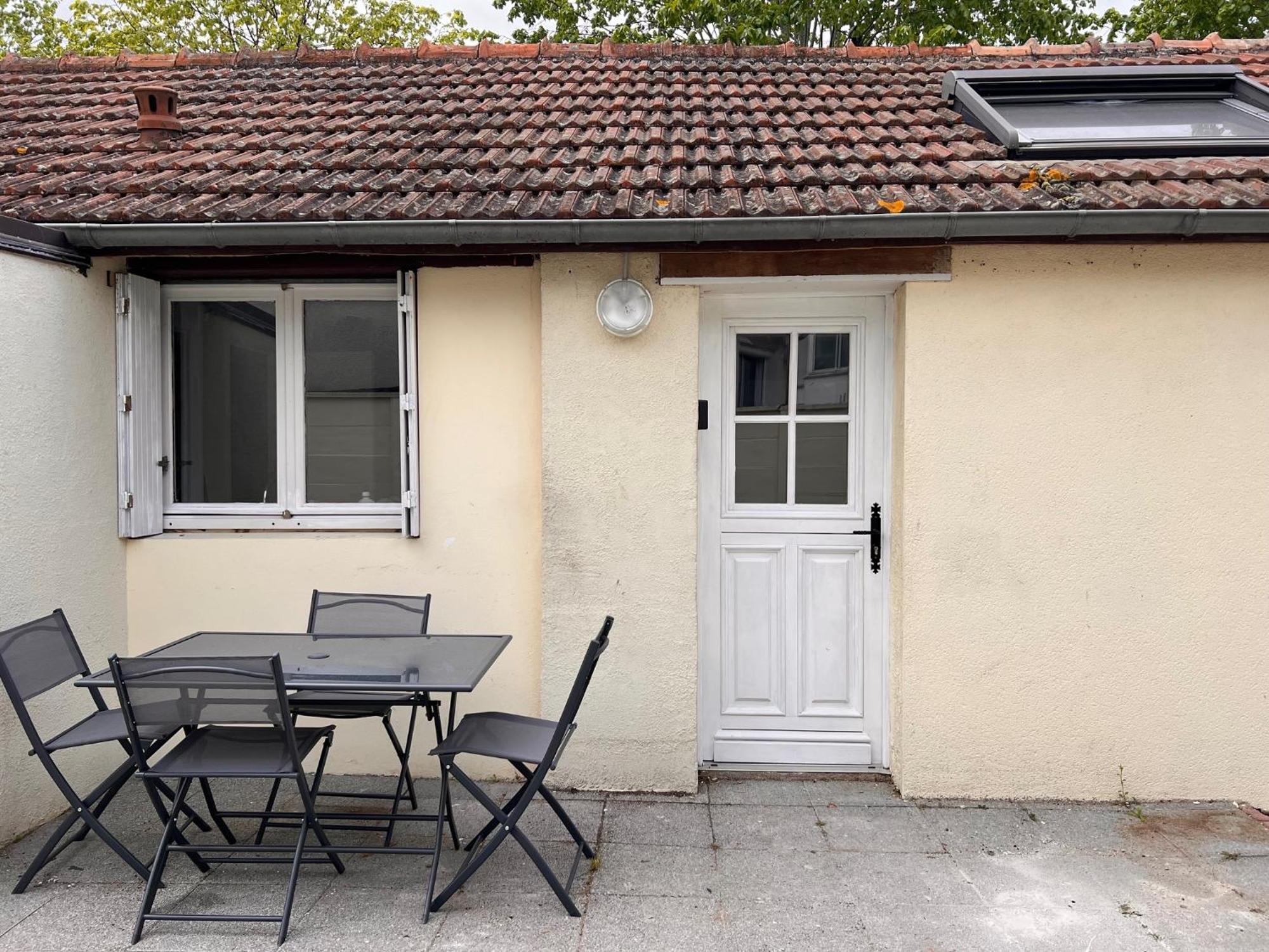 Maison T3 2Ch Climatisee Terrasse Parking Gratuit Saint-Julien-les-Villas Exterior photo